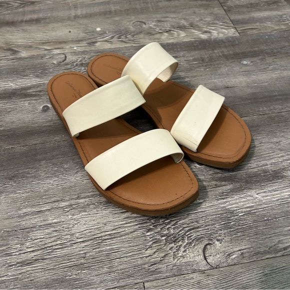 Universal Thread Cream Double-Strap Sandals - Picture 2 of 4